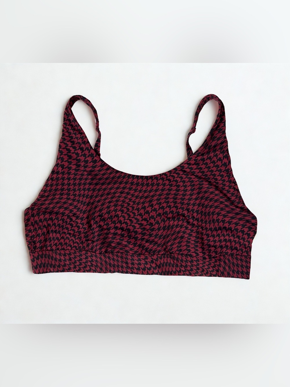 Fabletics Fine Touch Scoop Neck Seamless Houndstooth Bralette red/black  size L